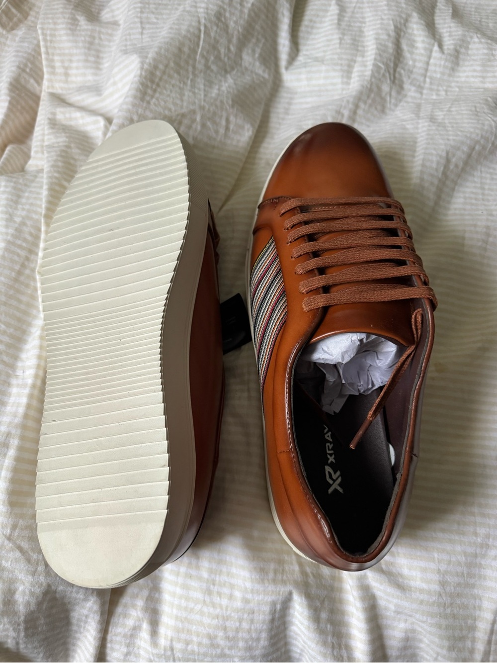 Men's Tan Leather Lace-Up Sneakers with Stripe Detail